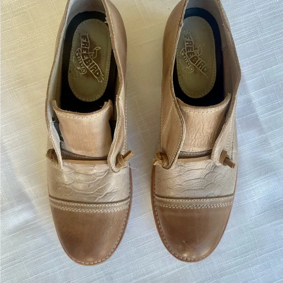 Freebird Two-Tone Brown Leather Flats MABEL size 7 - Picture 5 of 12